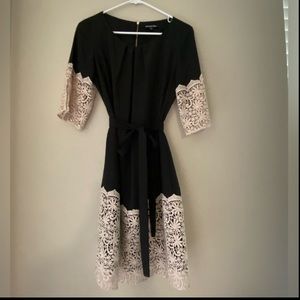 Gianni Bini Lace Black/Cream Dress  Sz S